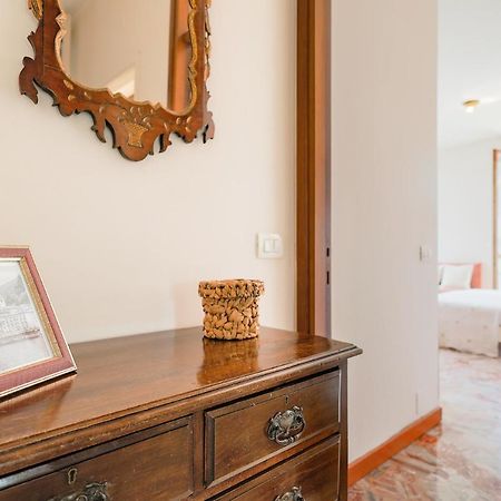 Piazza Cavour Lake View - byMyHomeinComo Zewnętrze zdjęcie