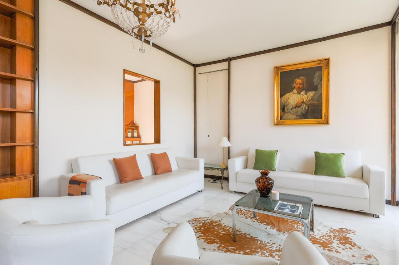Piazza Cavour Lake View - byMyHomeinComo Zewnętrze zdjęcie