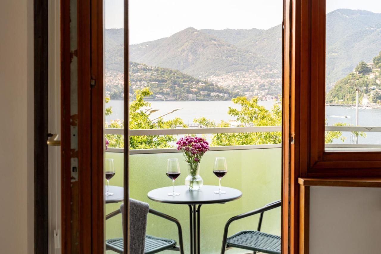 Piazza Cavour Lake View - byMyHomeinComo Zewnętrze zdjęcie
