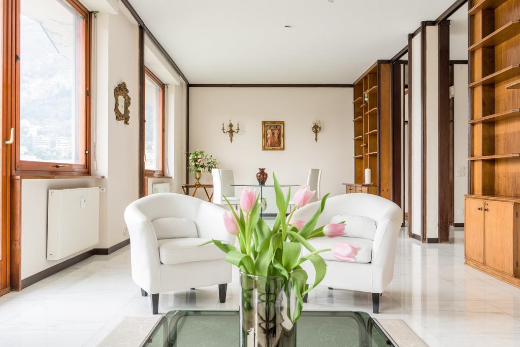 Piazza Cavour Lake View - byMyHomeinComo Zewnętrze zdjęcie